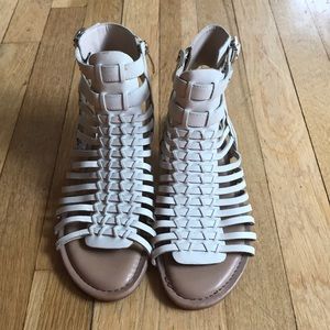 Vince Camuto gladiator sandals